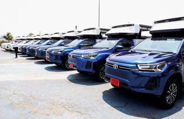 Toyota Berencana Siapkan 15 Model Mobil Listrik pada 2027