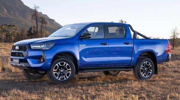 Toyota Daftarkan Merek Dagang Hilux Trafo, Meluncur di 2025?