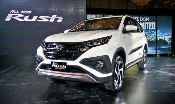 Segini Harga Mobil Toyota Rush bekas, Mulai dari Rp88 Juta