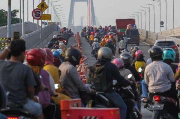 Mengenal Toron, Tradisi Pulang Kampung yang Menyatukan Perantau Madura Mengenal Toron, Tradisi Pulang Kampung yang Menyatukan Perantau Madura