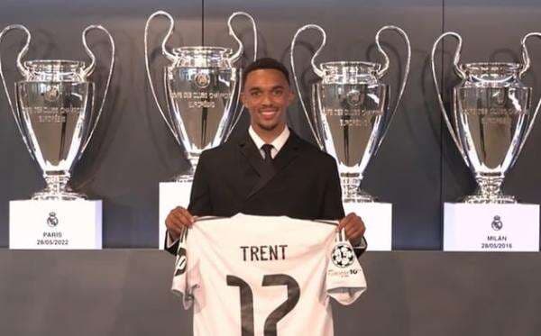 Trent Alexander-Arnold Kejutkan Dunia! Fasih Berbahasa Spanyol Saat Diperkenalkan Real Madrid