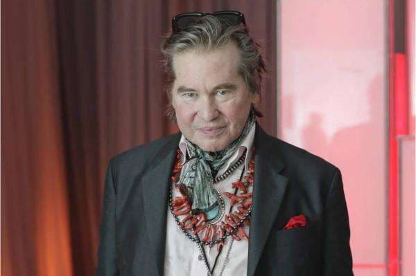 Val Kilmer Bintang Film Batman Forever Meninggal Dunia 