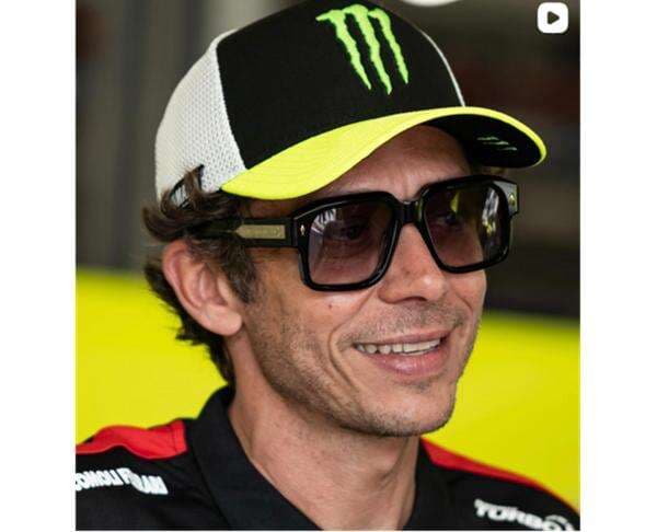 Kenapa Valentino Rossi Dilarang Pakai Logo Tim Ducati? Ternyata Ini Alasannya