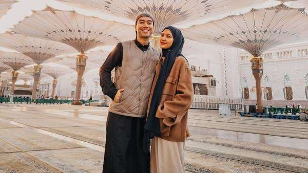 Vidi Aldiano Absen, Sidang Gugatan Lagu Nuansa Bening Ditunda