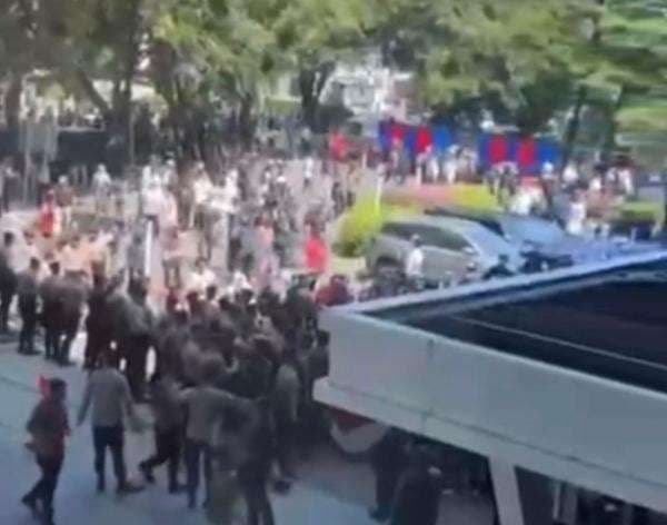 Viral Pondok Indah Golf Digeruduk Massa, Ini Kata Polisi