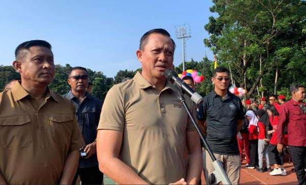 Kronologi Lengkap Anggota Kopassus Foto dengan Hercules Hingga Danjen Minta Maaf