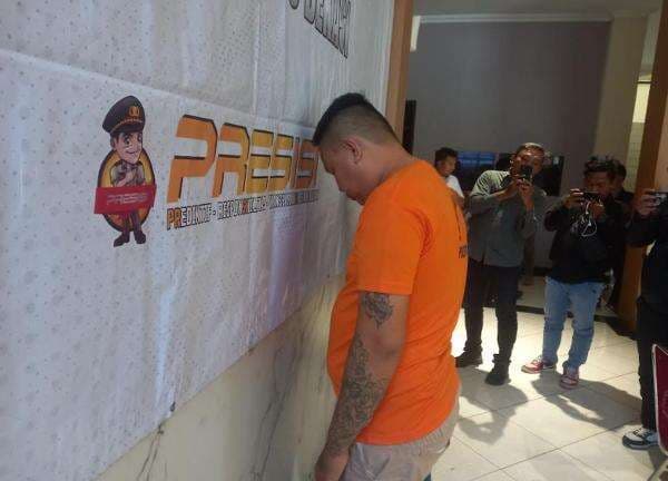 Pria Berbaju PNS yang Minta THR ke Pedagang Pasar Cibitung Ditangkap, 2 Lagi Buron