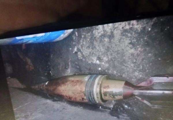 Viral! Benda Diduga Mortir Aktif Ditemukan Warga di Pasar Rebo Jaktim