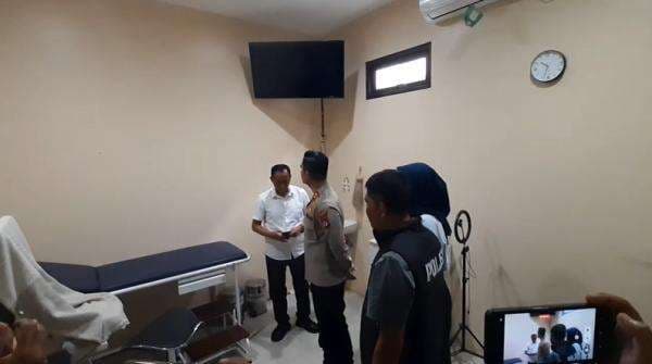Polisi Datangi Klinik Tempat Pencabulan Ibu Hamil, Dokter Iril Syafril Menghilang!