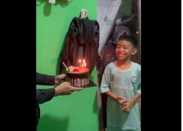 Viral Bocah Menangis Diberi Surprise Ulang Tahun oleh Ayah Sambung