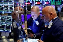 Wall Street Dibayangi Laporan Pendapatan Raksasa Teknologi