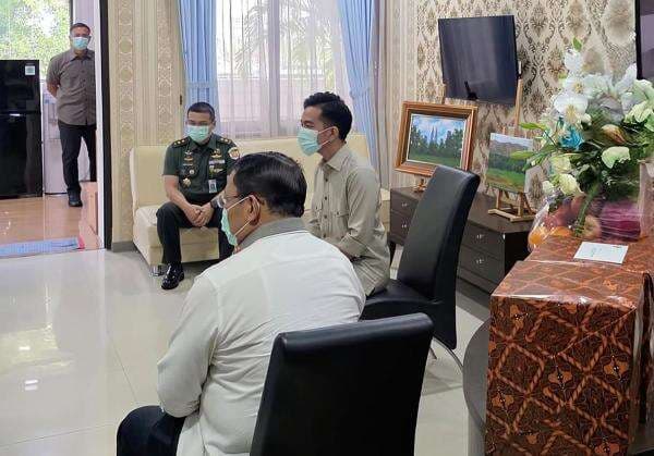 Wapres Gibran Jenguk SBY di RSPAD Gatot Subroto