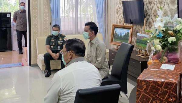 Gibran Jenguk SBY di RSPAD Gatot Soebroto: Beliau Telah Dibolehkan Pulang