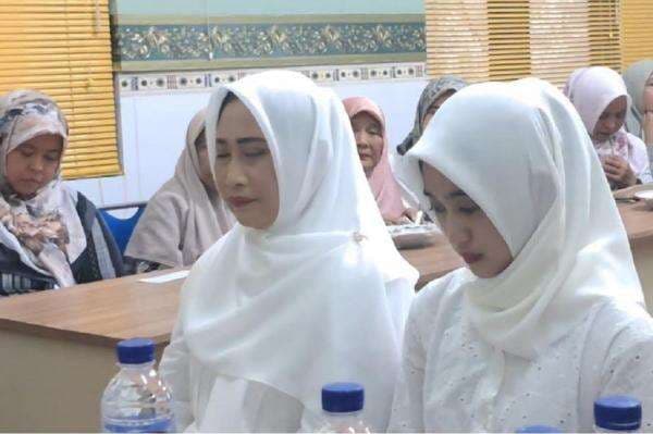 2 Warga Sampang Masuk Islam, Ditandai Turun Hujan saat Ucap 2 Kalimat Syahadat