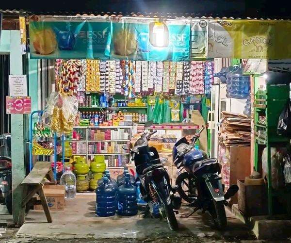 Apa Alasan Warung Madura Buka 24 Jam? Ternyata Ini Pertimbangannya