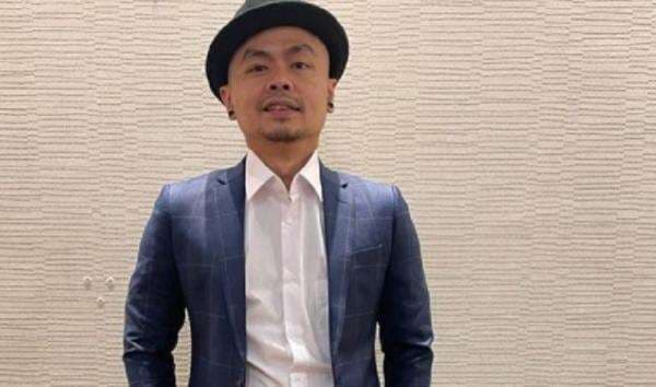 Biodata dan Agama Wendi Cagur, Komedian Populer yang Sempat Bercita-cita Jadi Guru