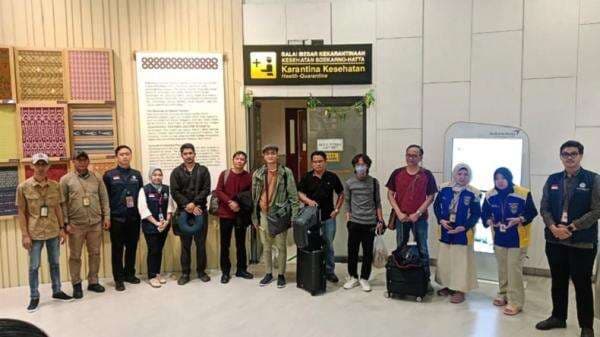 6 WNI Kembali Dievakuasi dari Iran, Total 79 Telah Tiba di Tanah Air