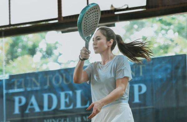 Bukan FOMO, Wulan Guritno Jadikan Padel Ajang Sosialisasi
