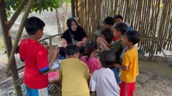 Momen Hangat Mamah Nada Bersama Anak-Anak Masak Bareng Hasil Alam Sendiri!