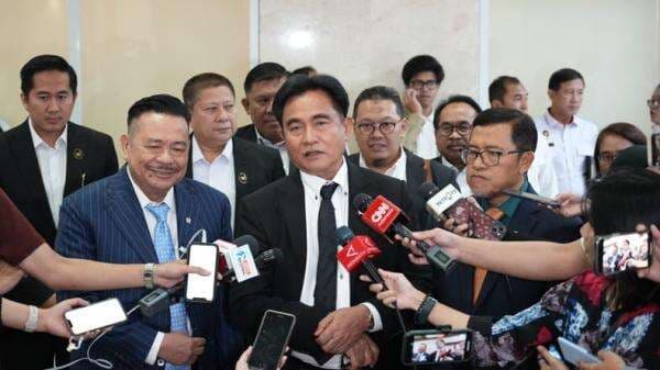 Yusril Tunggu Pengadilan Militer AS terkait Status Kewarganegaraan Hambali Yusril Tunggu Pengadilan Militer AS terkait Status Kewarganegaraan Hambali