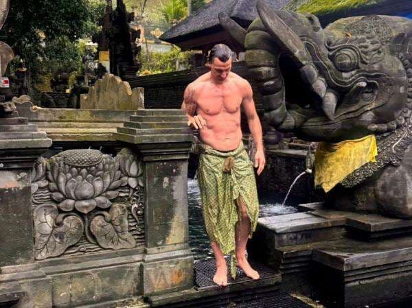 Zlatan Ibrahimovic Liburan di Bali, Netizen: Main di Persija Jakarta Dong Om