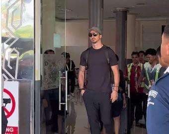 Betah di Indonesia, Zlatan Ibrahimovic Kepergok Berlibur di Sumba NTT!