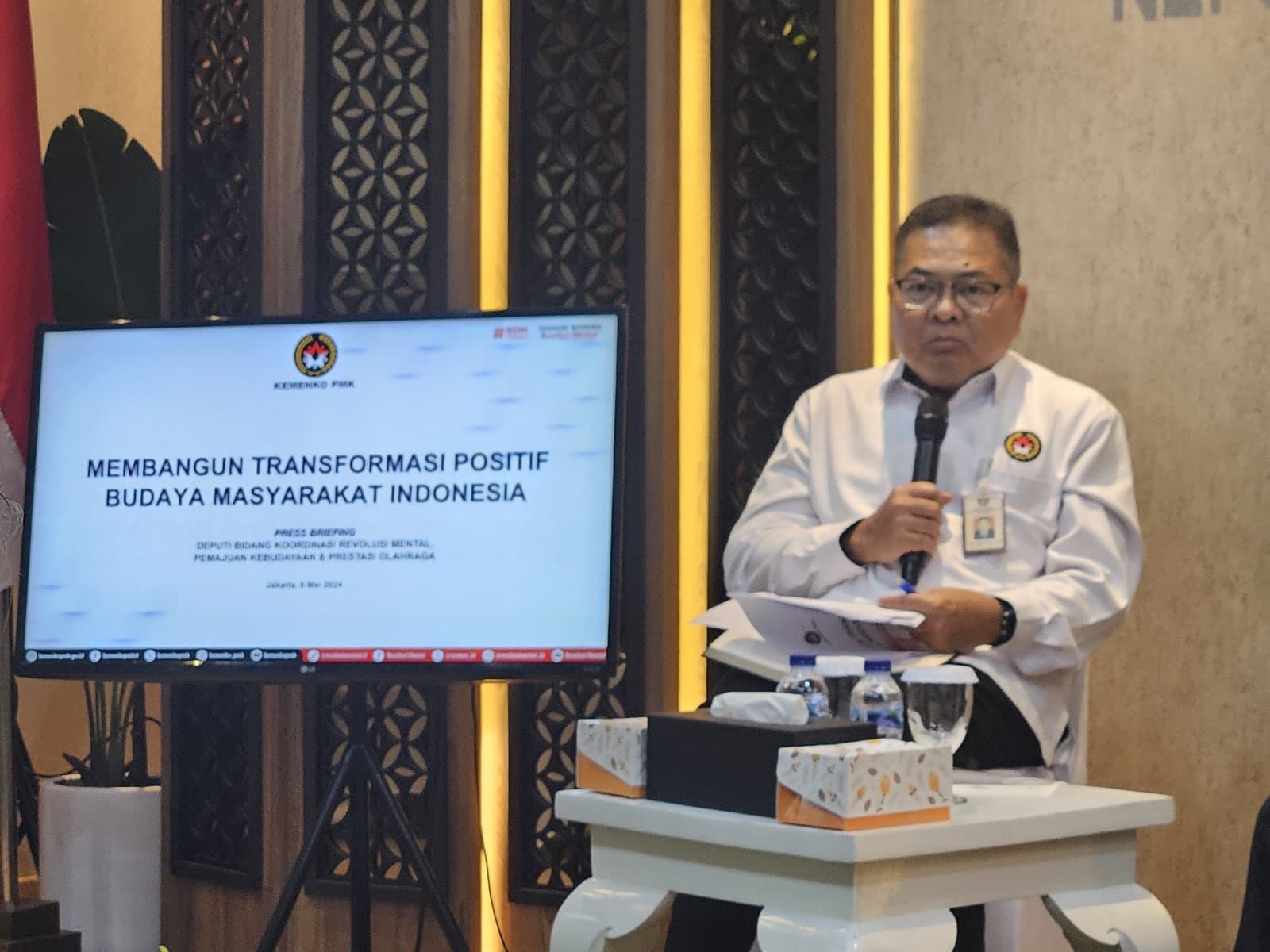 Kemenko PMK Sebut Atlet Bakal Dapat Dana Pensiun