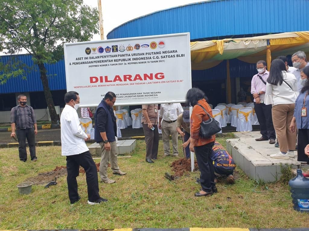 Bangunan Mesin PT APF Texmaco Karawang Sudah Mulai Dibongkar