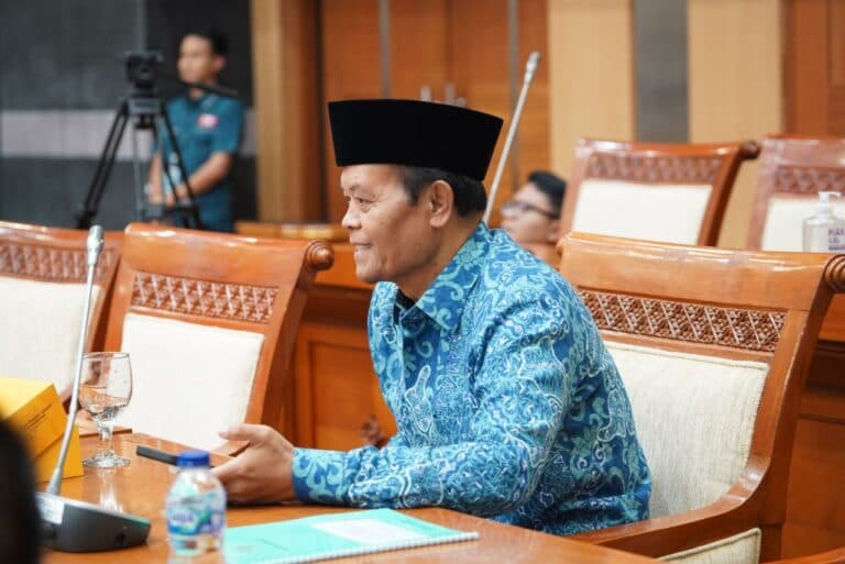 Raker Dengan Menag Soal Haji, HNW Perjuangkan Kuota bagi Diaspora RI di Luar Negeri