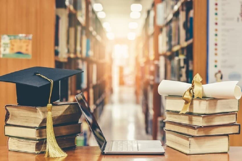 5 Artis Indonesia yang Pernah Dapat Beasiswa LPDP, Intip Nama Kampusnya 5 Artis Indonesia yang Pernah Dapat Beasiswa LPDP, Intip Nama Kampusnya