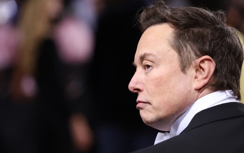 Pemegang Saham Setujui Gaji Elon Musk Senilai USD1 Triliun Pemegang Saham Setujui Gaji Elon Musk Senilai USD1 Triliun