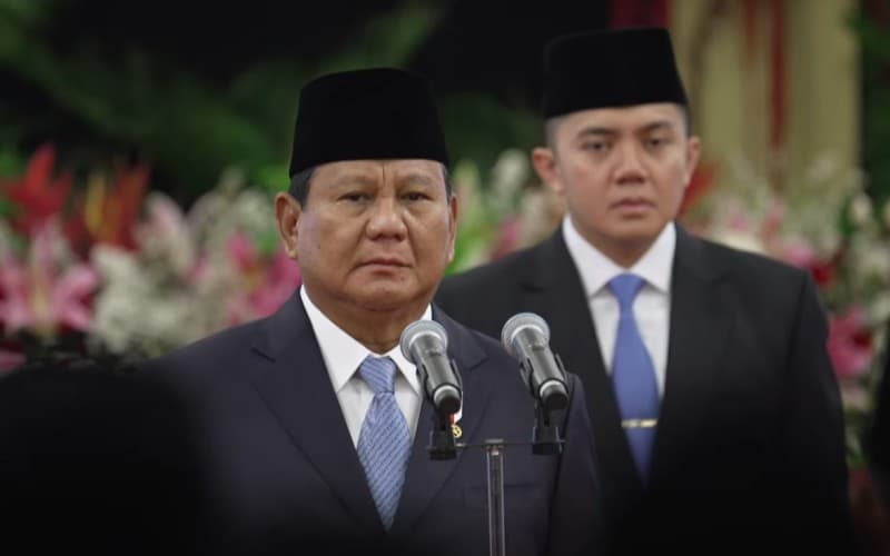 Kunjungan Prabowo ke Luar Negeri Jadi Sorotan, Teddy: Ada Investasi Masuk Rp2.430 triliun Kunjungan Prabowo ke Luar Negeri Jadi Sorotan, Teddy: Ada Investasi Masuk Rp2.430 triliun