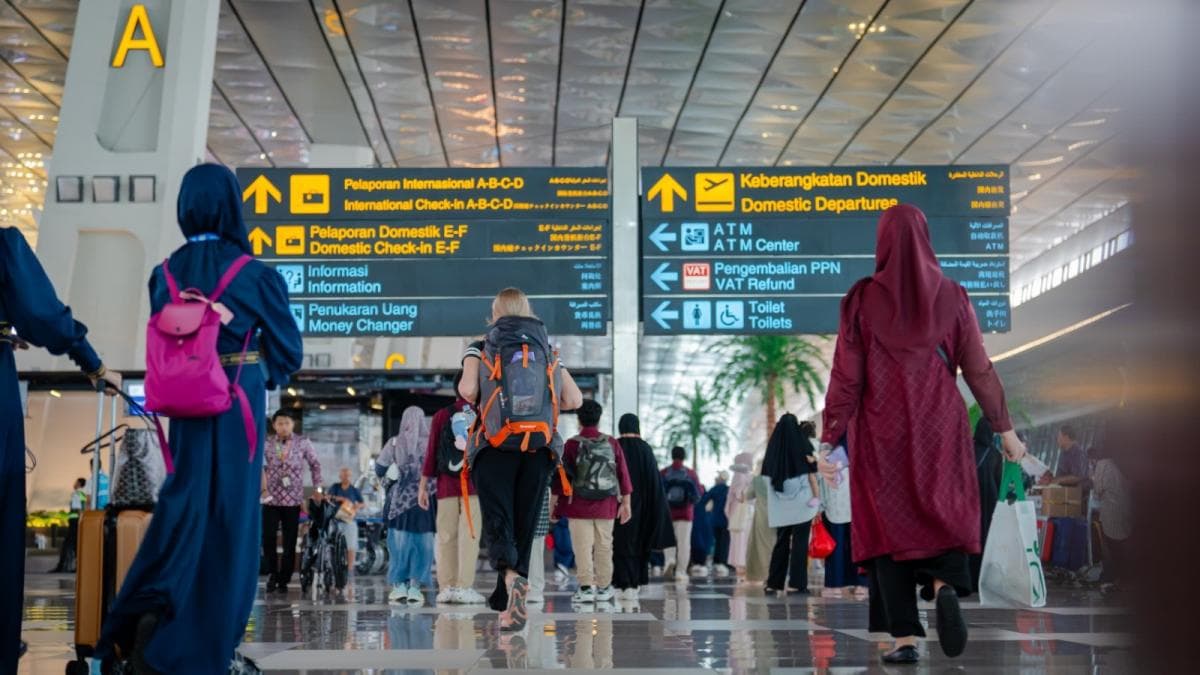 Sembilan WNI yang Sempat Ditangkap Israel Dijadwalkan Tiba di Jakarta Besok Minggu Sembilan WNI yang Sempat Ditangkap Israel Dijadwalkan Tiba di Jakarta Besok Minggu