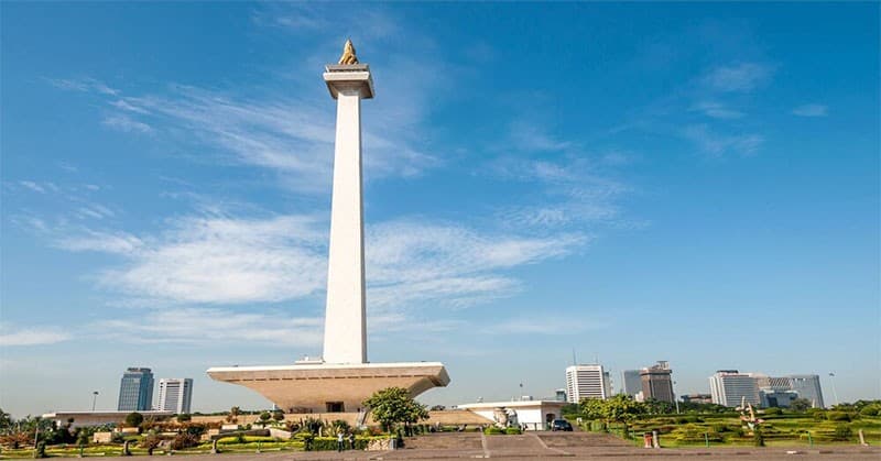 Puncak Monas Beroperasi hingga Sore saat Libur Lebaran Puncak Monas Beroperasi hingga Sore saat Libur Lebaran