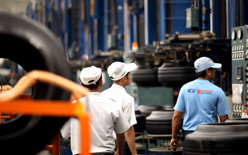 Lo Kheng Hong Serok Saham DILD dan GJTL Lo Kheng Hong Serok Saham DILD dan GJTL