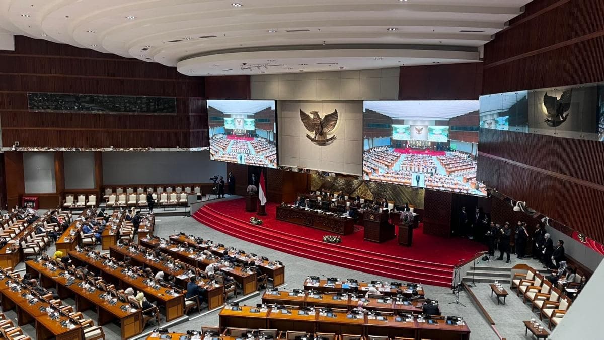 Dipangkas, Gaji Anggota DPR Berapa Kali UMR Jakarta? Ternyata Masih Tinggi, Ini Rinciannya Dipangkas, Gaji Anggota DPR Berapa Kali UMR Jakarta? Ternyata Masih Tinggi, Ini Rinciannya