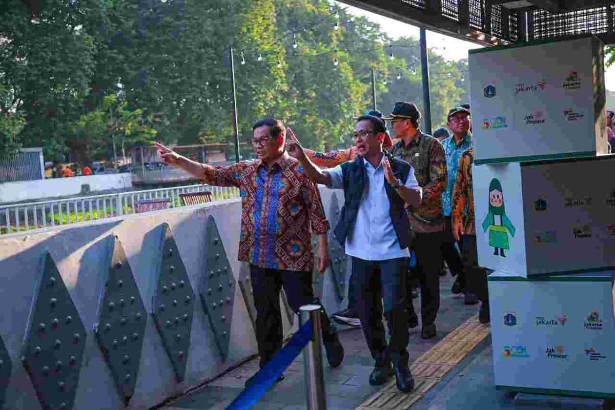 Pramono Terima Surat Pengunduran Diri Dirut Food Station Usai Jadi Tersangka Beras Oplosan Pramono Terima Surat Pengunduran Diri Dirut Food Station Usai Jadi Tersangka Beras Oplosan