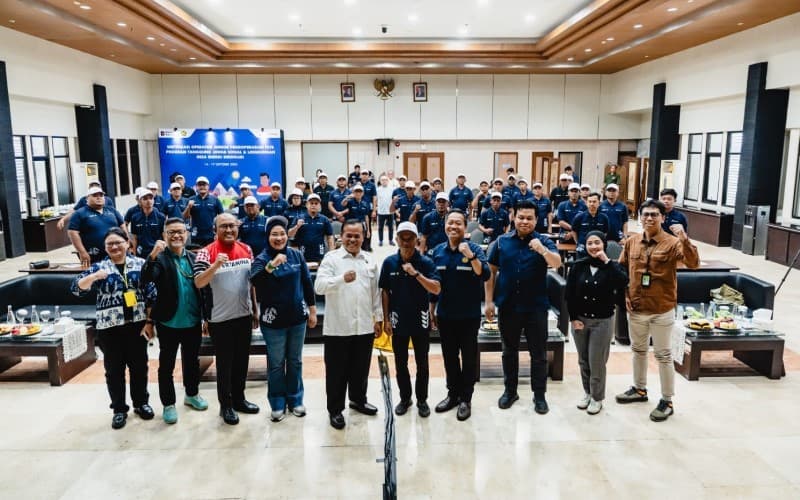 Pertamina Bekali Sertifikasi Operator PLTS untuk 40 Warga Desa Energi Berdikari Pertamina Bekali Sertifikasi Operator PLTS untuk 40 Warga Desa Energi Berdikari
