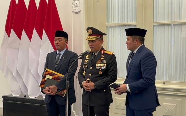 Kapolri Sebut Terduga Pelaku Ledakan di SMA 72 Jalani Operasi di Rumah Sakit Kapolri Sebut Terduga Pelaku Ledakan di SMA 72 Jalani Operasi di Rumah Sakit