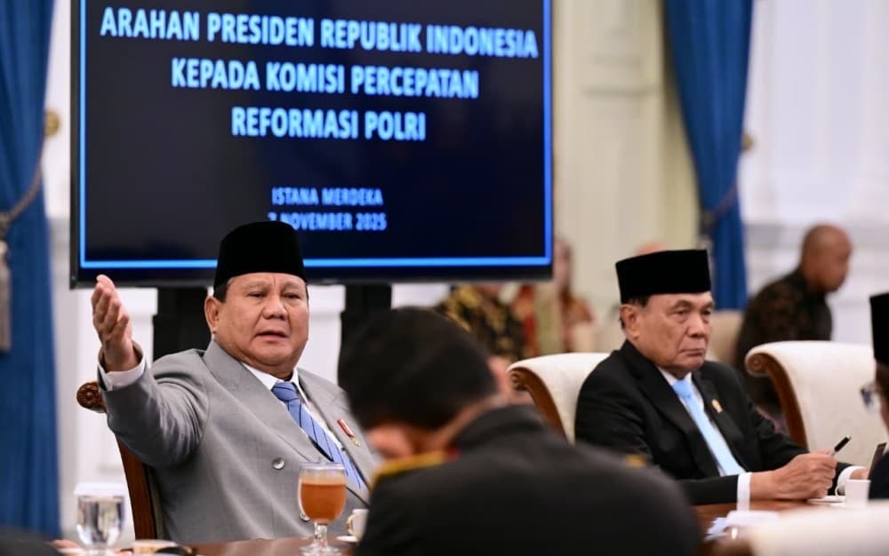 Prabowo Beberkan Alasan Kapolri Jenderal Sigit Masuk di Komisi Percepatan Reformasi Polri Prabowo Beberkan Alasan Kapolri Jenderal Sigit Masuk di Komisi Percepatan Reformasi Polri
