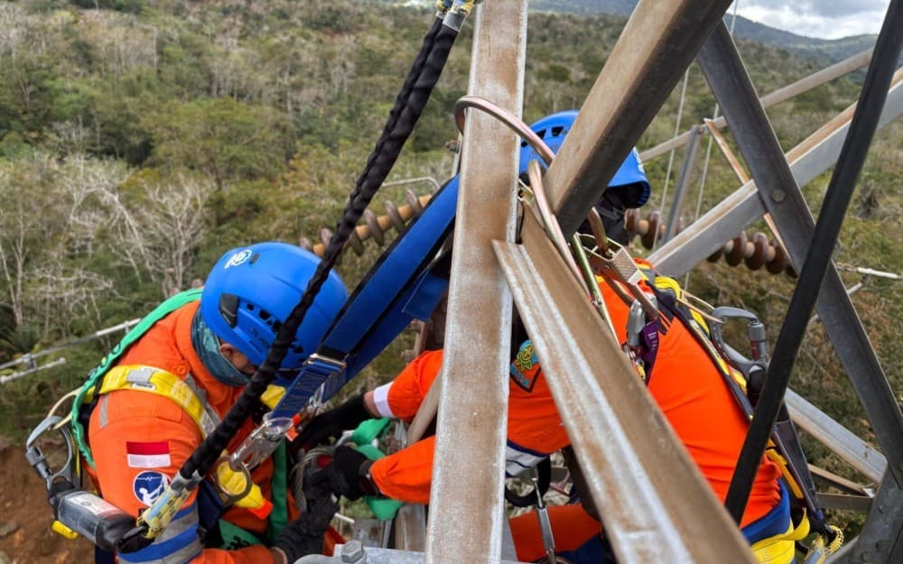 Dirut PLN Minta Maaf Imbas Padam Listrik Massal di Sumatera Dirut PLN Minta Maaf Imbas Padam Listrik Massal di Sumatera