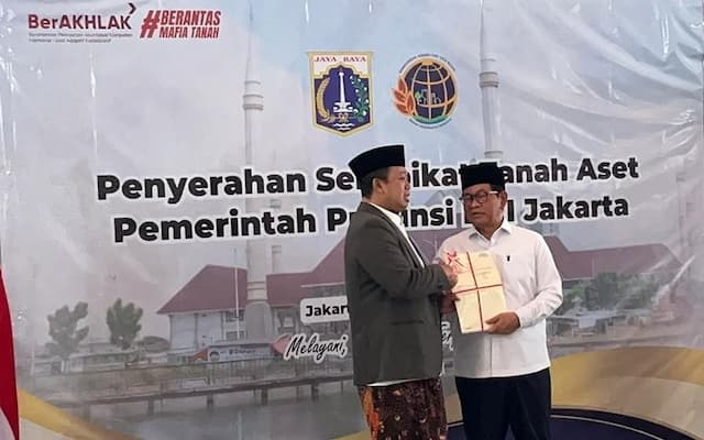 Pemprov DKI Terima 3.922 Sertifikat Hak Pakai Senilai Rp102 Triliun Pemprov DKI Terima 3.922 Sertifikat Hak Pakai Senilai Rp102 Triliun