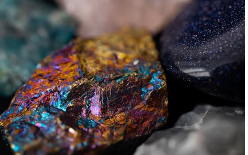 Gandeng UEA, Perminas Amankan Akses Mineral Tanah Jarang di Gabon Gandeng UEA, Perminas Amankan Akses Mineral Tanah Jarang di Gabon