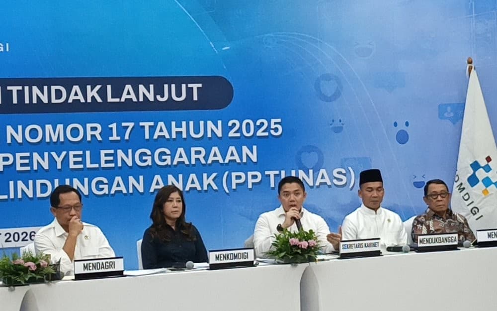 Pemerintah Minta Dukungan Masyarakat Implementasi Aturan Pembatasan Media Sosial Anak Pemerintah Minta Dukungan Masyarakat Implementasi Aturan Pembatasan Media Sosial Anak