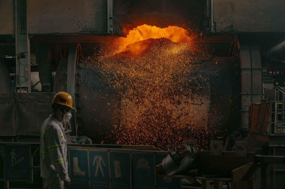 Merdeka Gold Jual 16 Kg Emas dari Tambang Pani ke Antam Merdeka Gold Jual 16 Kg Emas dari Tambang Pani ke Antam