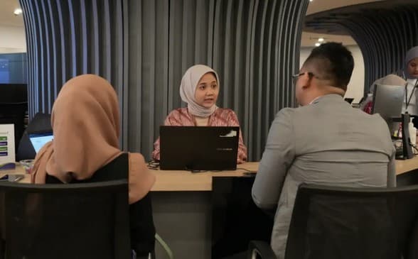 Pemerintah Terbitkan Pedoman Implementasi KBLI 2025, Ini Poin-Poinnya Pemerintah Terbitkan Pedoman Implementasi KBLI 2025, Ini Poin-Poinnya
