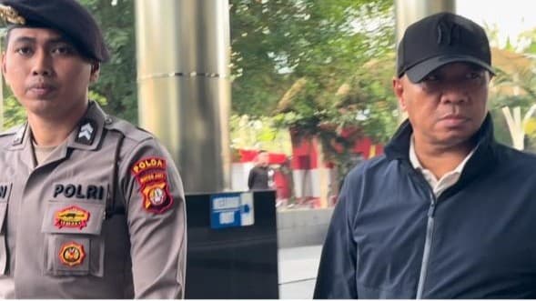 Tangkap Bupati Tulungagung, KPK Sita Barang Bukti Uang Tunai Ratusan Juta Rupiah Tangkap Bupati Tulungagung, KPK Sita Barang Bukti Uang Tunai Ratusan Juta Rupiah