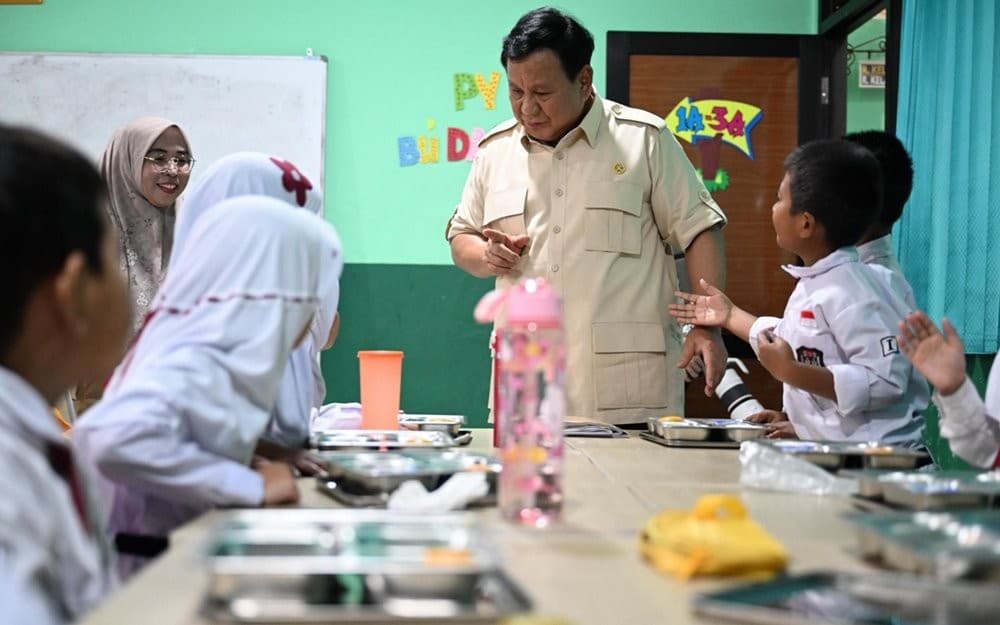 Berkat MBG, 74,1 Persen Publik Puas dengan Kinerja Prabowo-Gibran Berkat MBG, 74,1 Persen Publik Puas dengan Kinerja Prabowo-Gibran