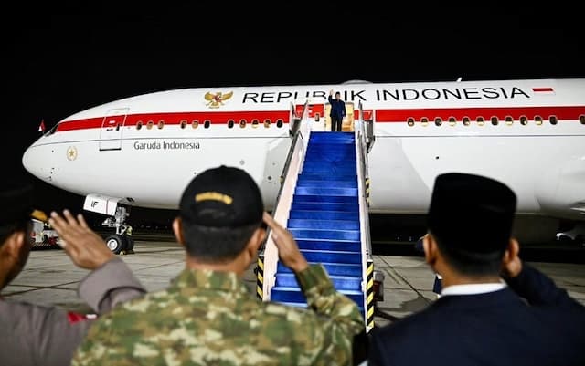 Prabowo Sering ke Luar Negeri, Teddy: Dunia Sedang Krisis, Pemimpin Harus Bangun Hubungan Prabowo Sering ke Luar Negeri, Teddy: Dunia Sedang Krisis, Pemimpin Harus Bangun Hubungan