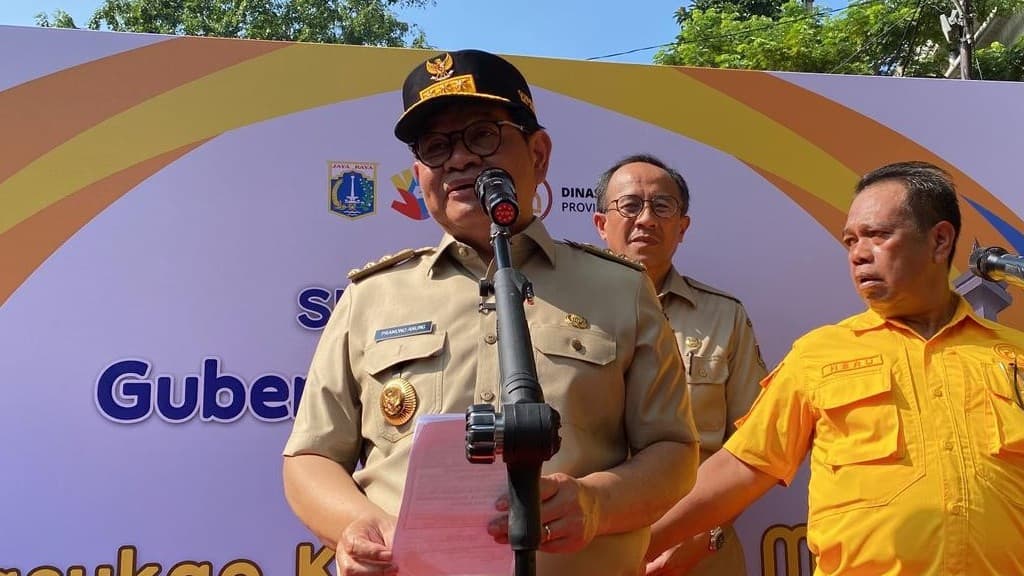 Pramono Bakal Atur Lebih Rinci Skema Naming Rights Halte, Tidak Boleh Ganggu Keindahan Kota Pramono Bakal Atur Lebih Rinci Skema Naming Rights Halte, Tidak Boleh Ganggu Keindahan Kota